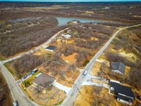 Residential Lot near Lake Bridgeport