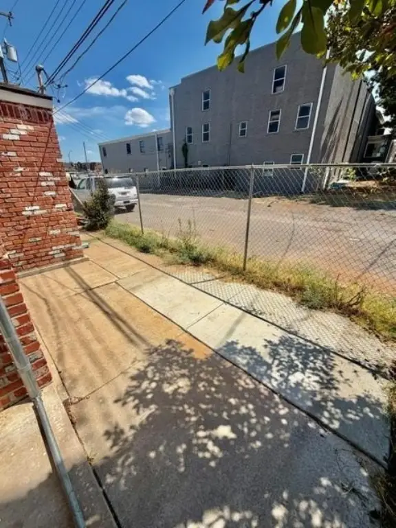 Picture 8