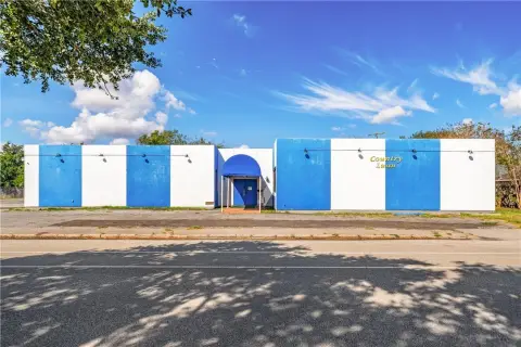 Bar Property with Equipment