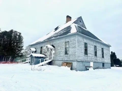 Historic Schoolhouse Restoration Opportunity