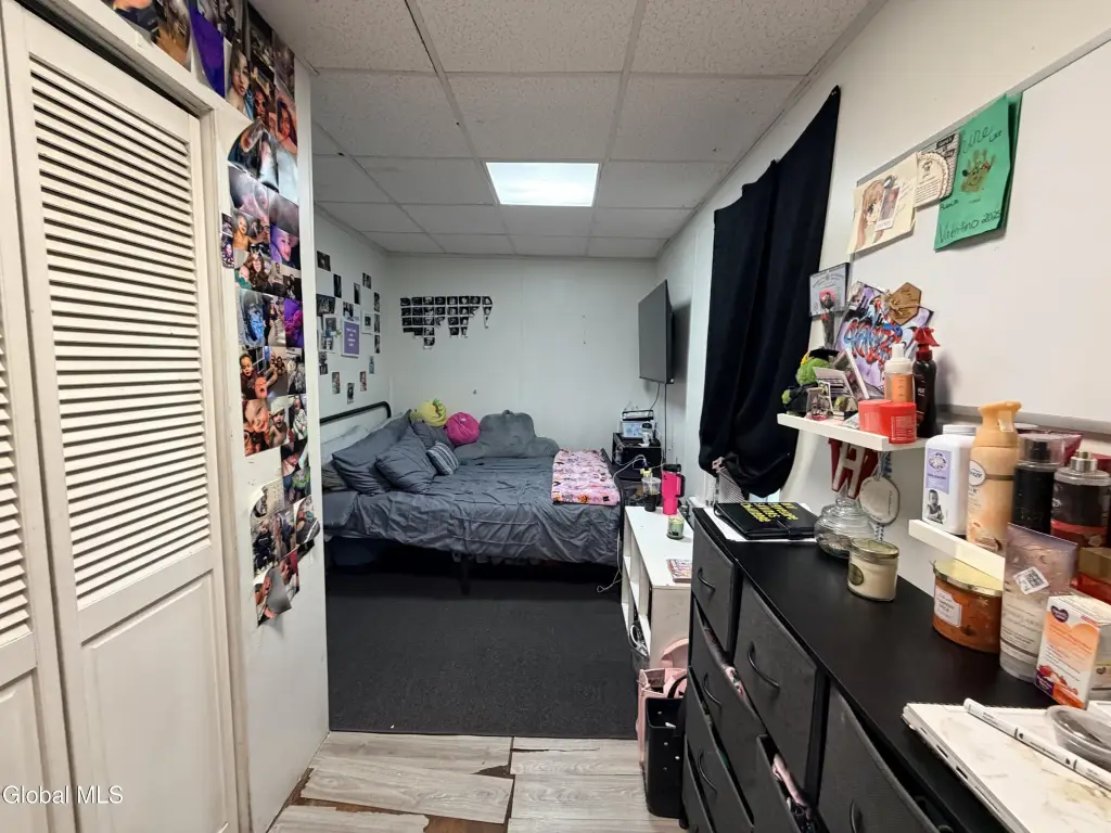 Picture 16