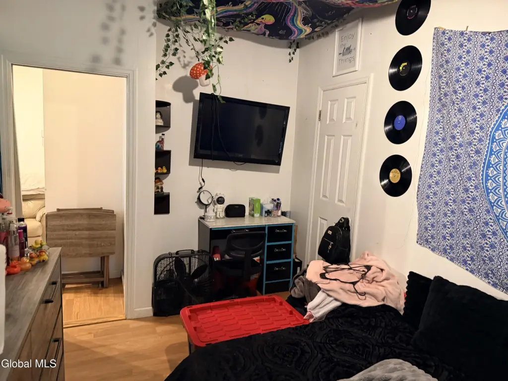 Picture 29