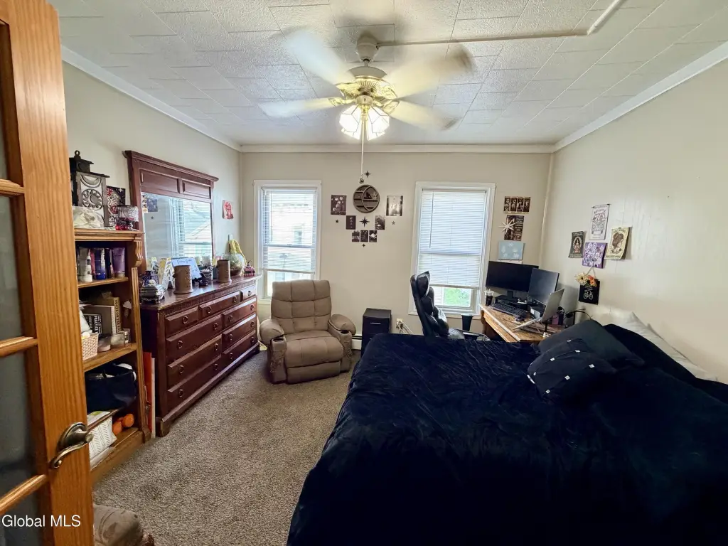 Picture 12