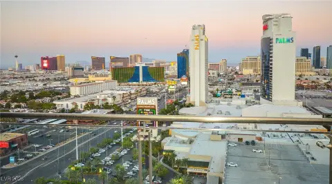 Las Vegas High-Rise Condo-Hotel