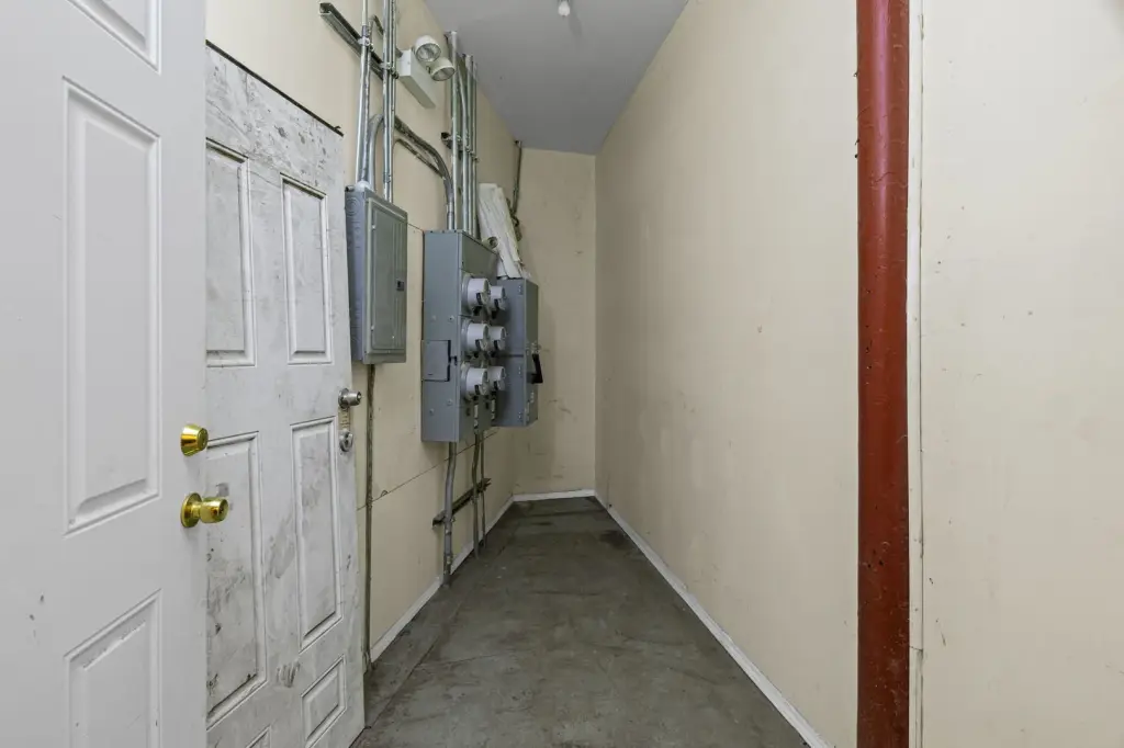 Picture 12