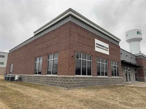 Hiawatha Office and Warehouse Space