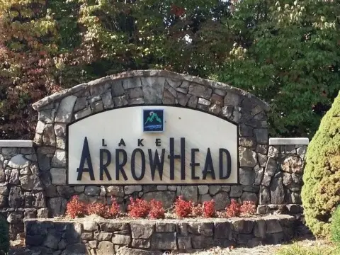 Residential Lot in Lake Arrowhead