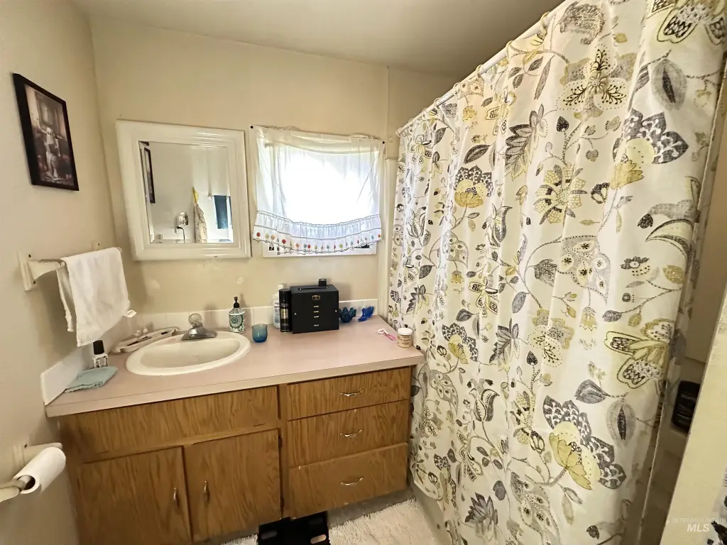 Picture 19