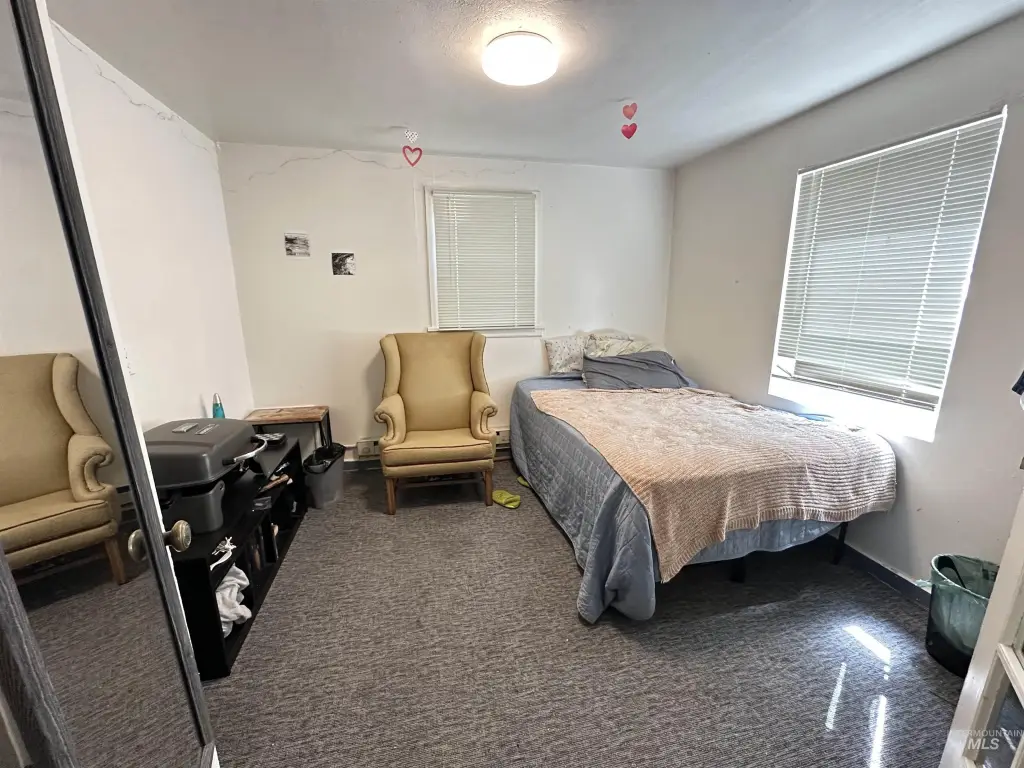 Picture 19