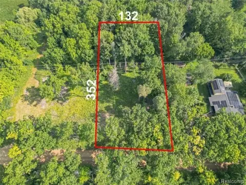 Residential Land in West Bloomfield