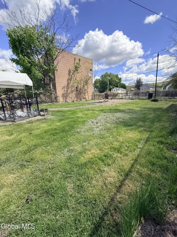 Picture 5