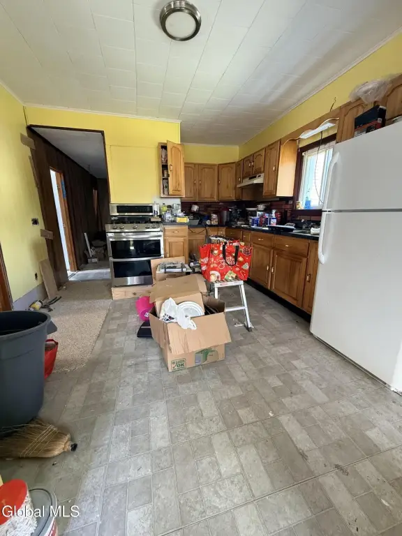 Picture 10