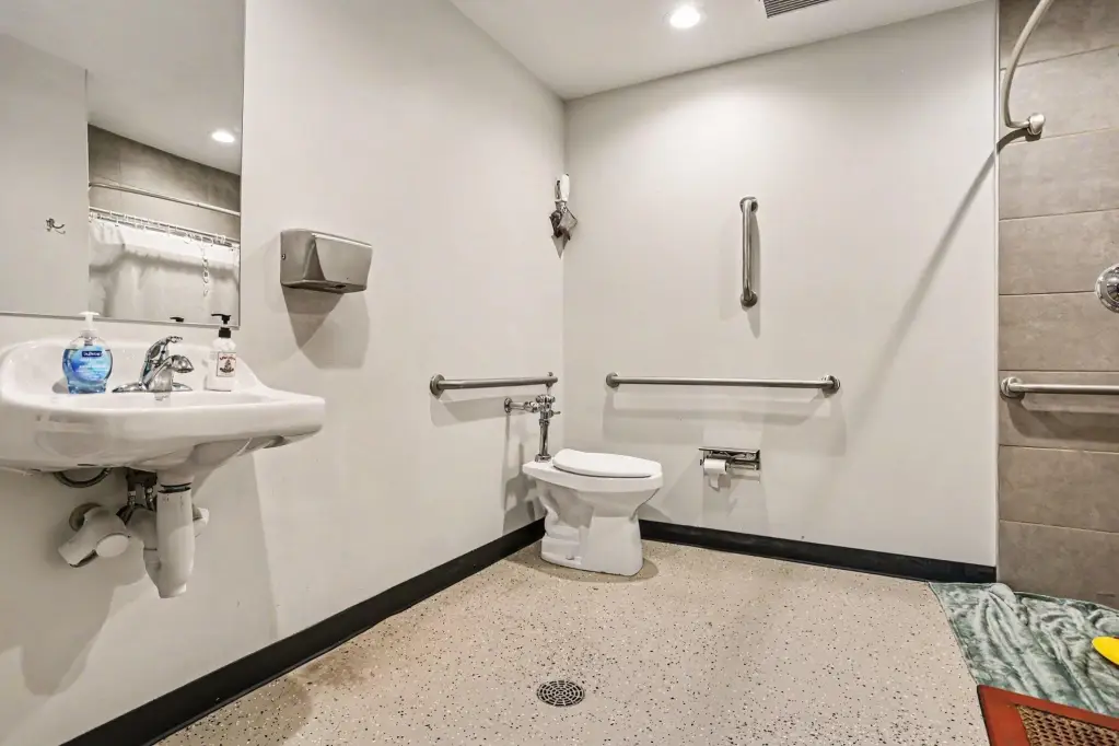 Picture 17