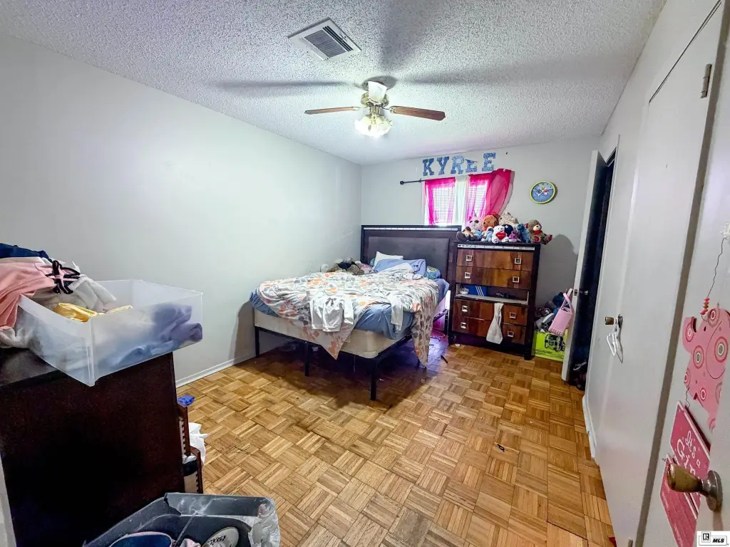 Picture 14