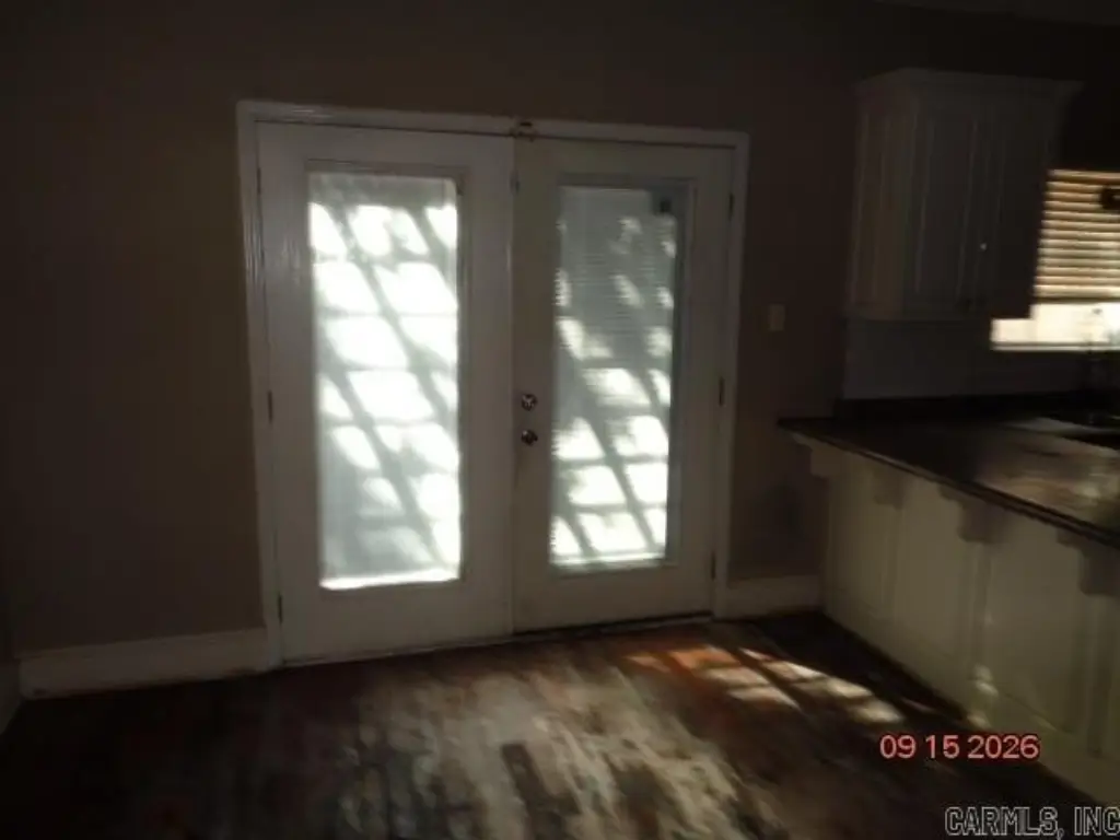 Picture 3