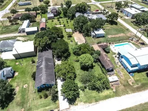 Residential Land in Matagorda, TX