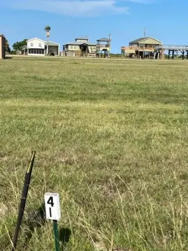 Residential Land in Matagorda, TX