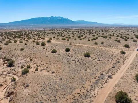 Rio Rancho Estates Land