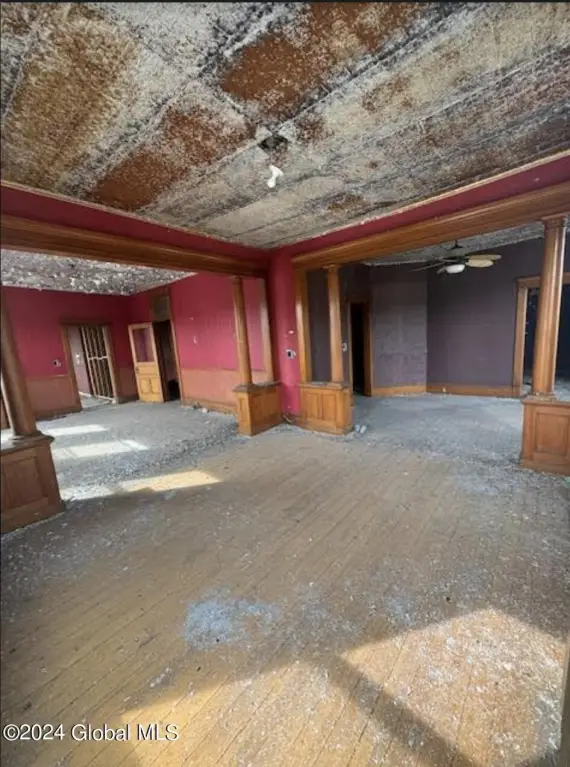Picture 19