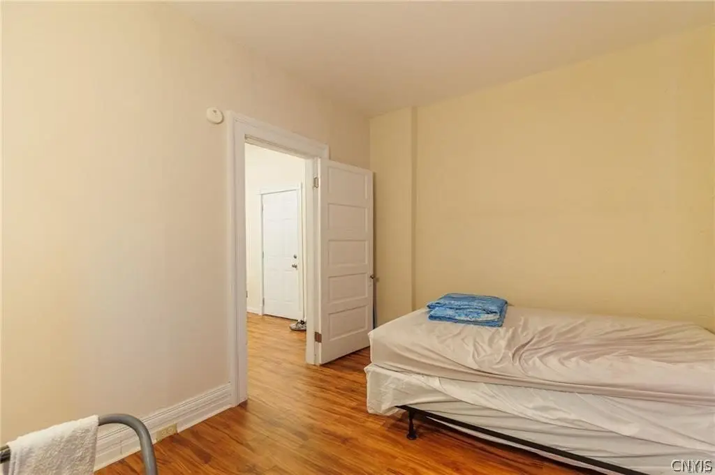 Picture 30