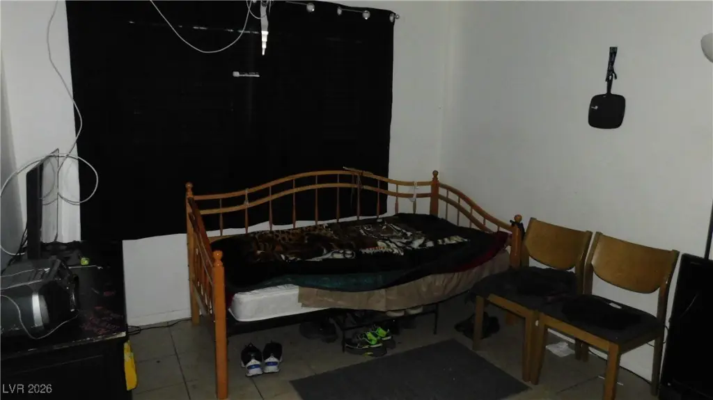 Picture 33