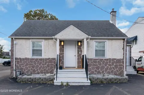 Pristine Office Space, Route 70