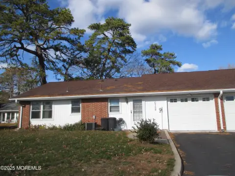 Lakewood Duplex with Lake View