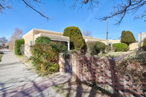 Well-Maintained Fourplex in Albuquerque