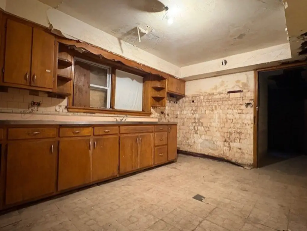 Picture 30
