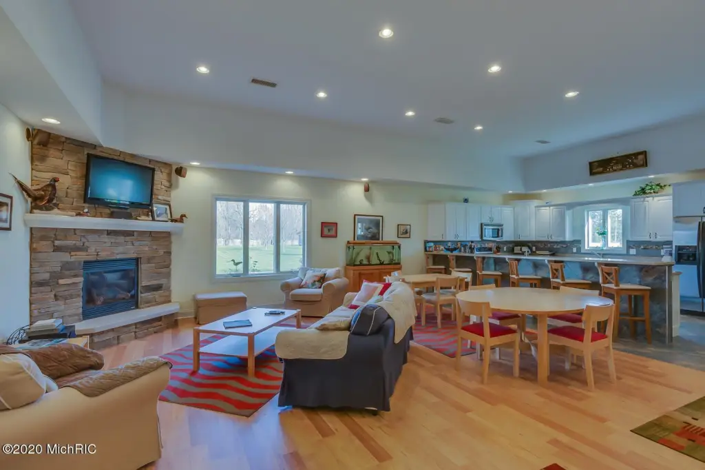 Picture 7