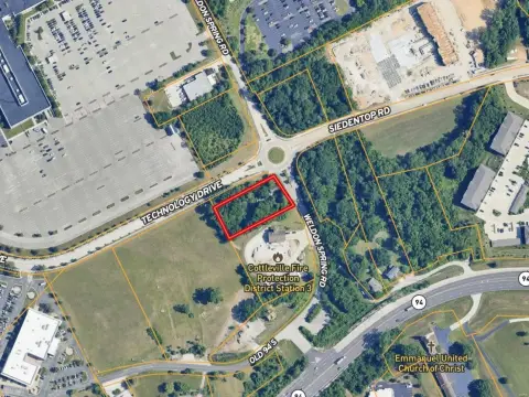 Corner Lot in Weldon Spring