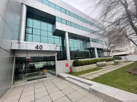 Class A+ Office Near LIRR