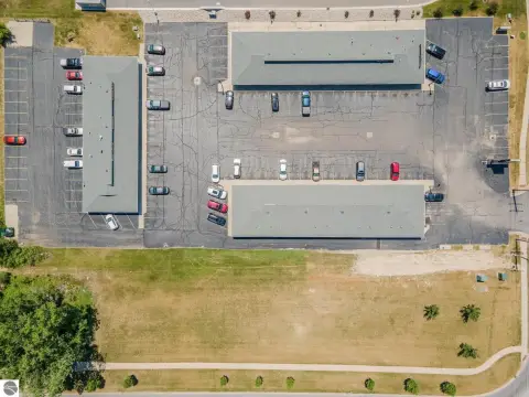 Retail Plaza Near Meijer Store