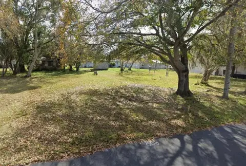Residential Lot in Lakeland, FL