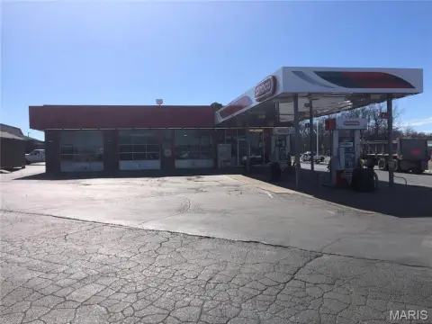 Branded Gas Station with Service Bays