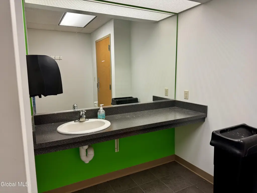 Picture 18