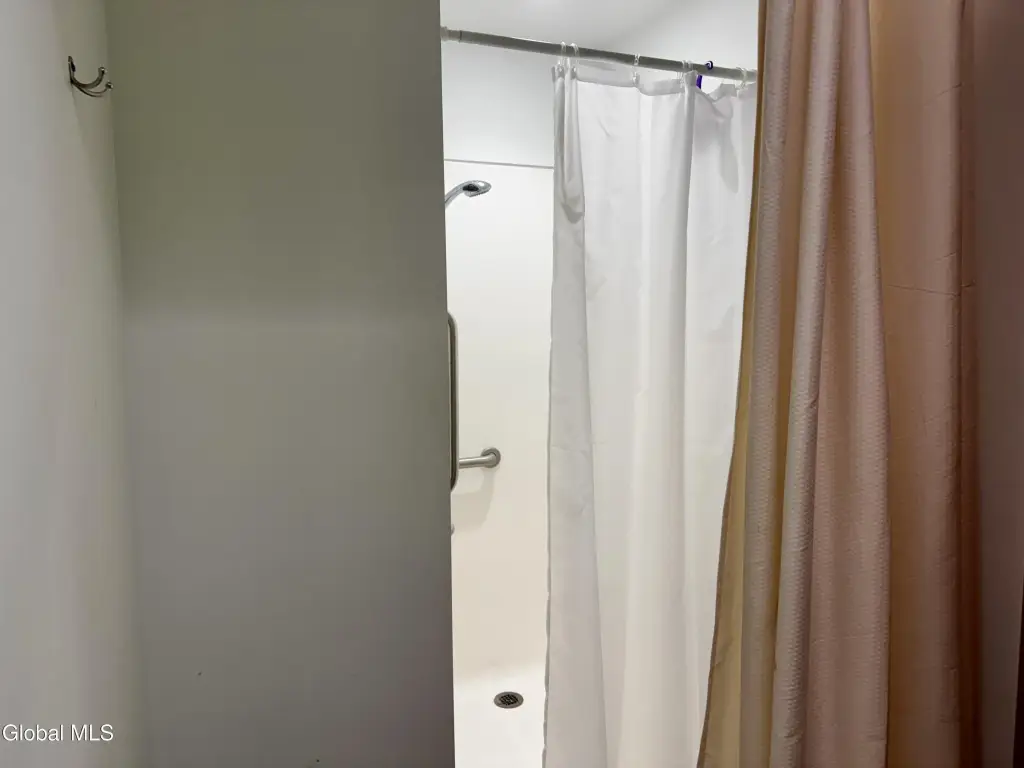 Picture 19
