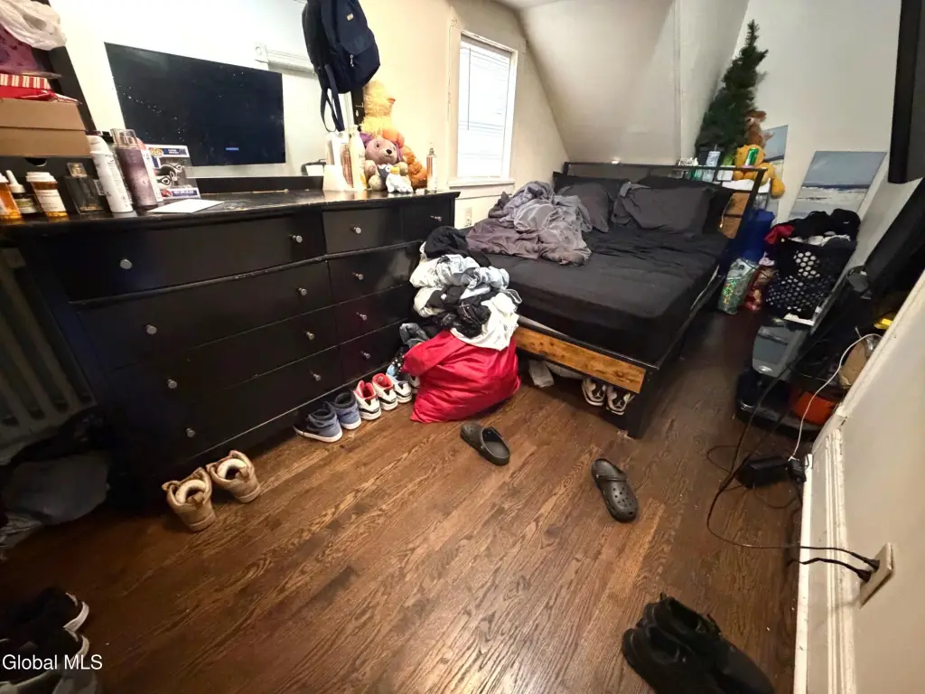 Picture 12