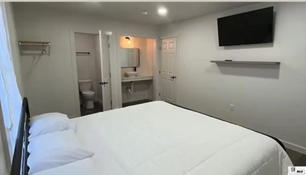 Picture 18