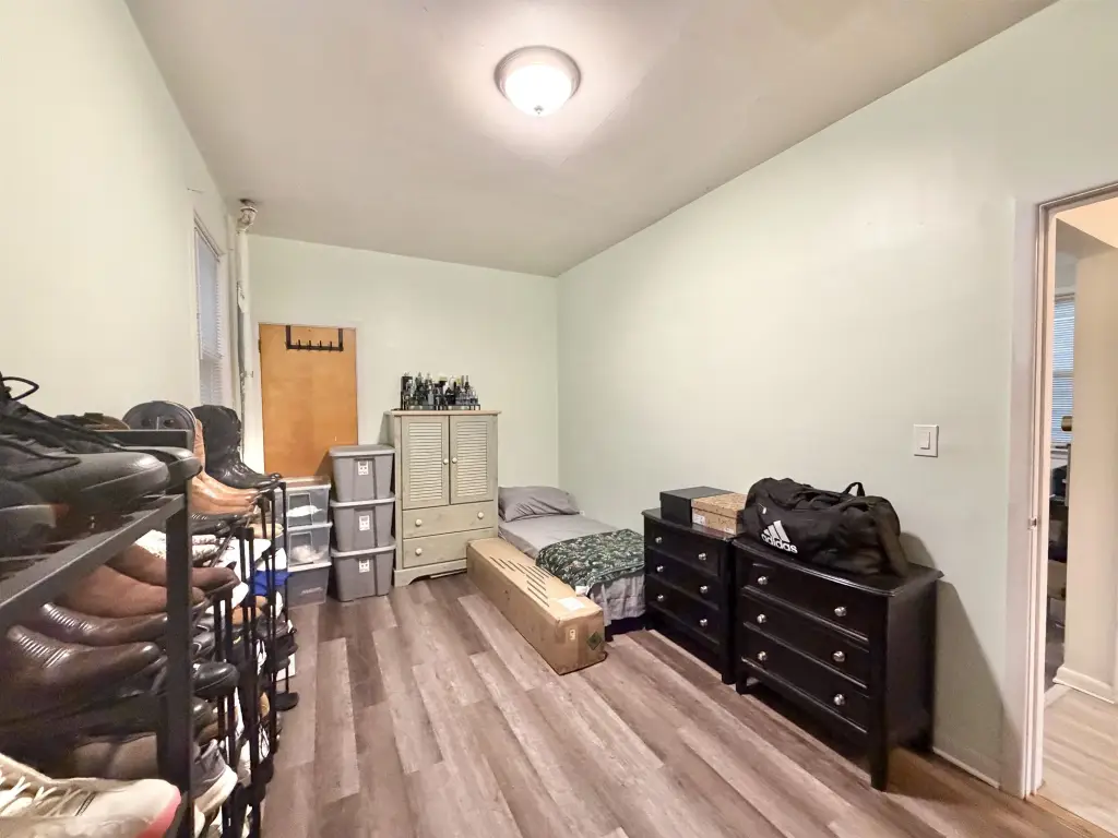 Picture 5