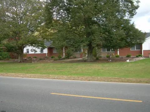 East Vineland Duplex with Garage
