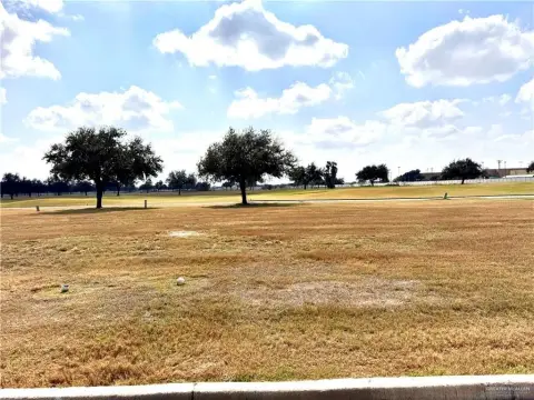 Residential Lot in Golf Course