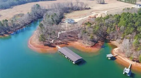 Lake Hartwell Corner Lot