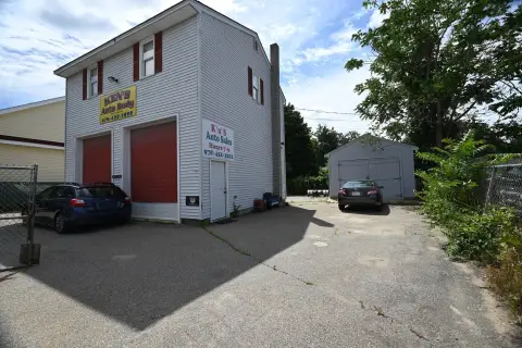 Live-Work Property With Paint Booth