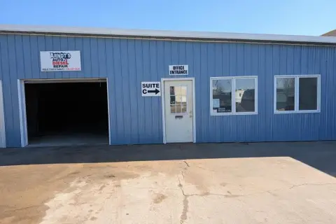 Fort Dodge Commercial Shop Space