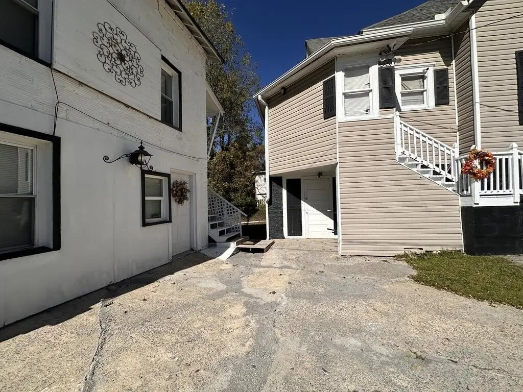 Picture 11