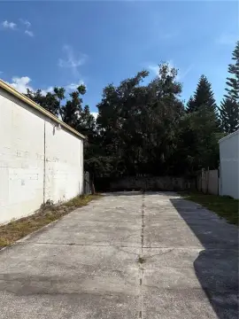 Commercial Land