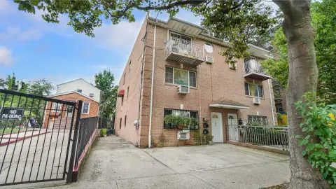 Brooklyn Multi-Unit Residential Property