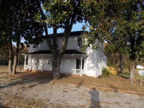 Commercial Land with Office Space