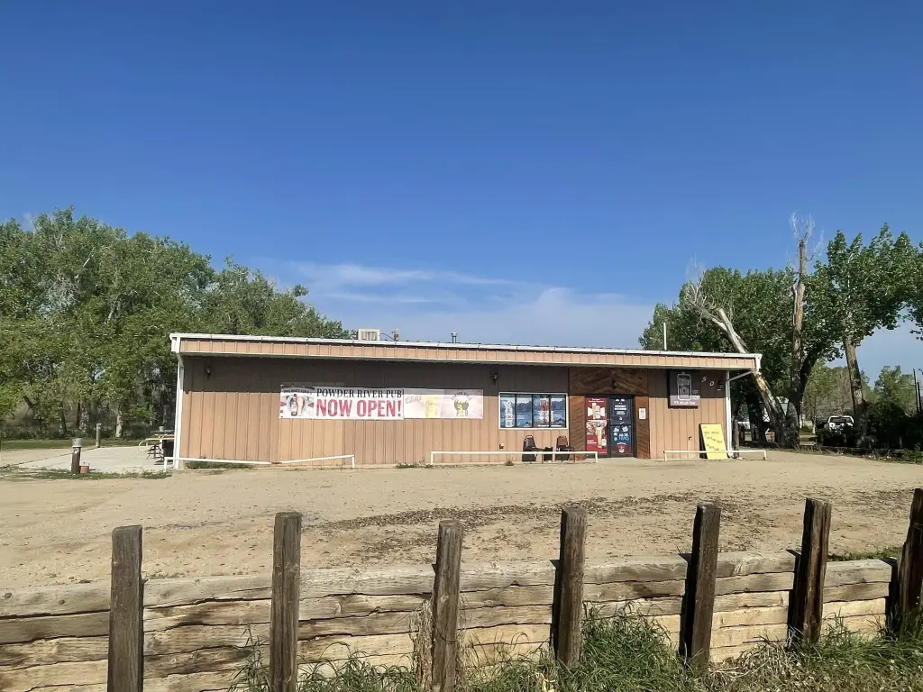 502 Nolan Ave, Kaycee, WY 82639